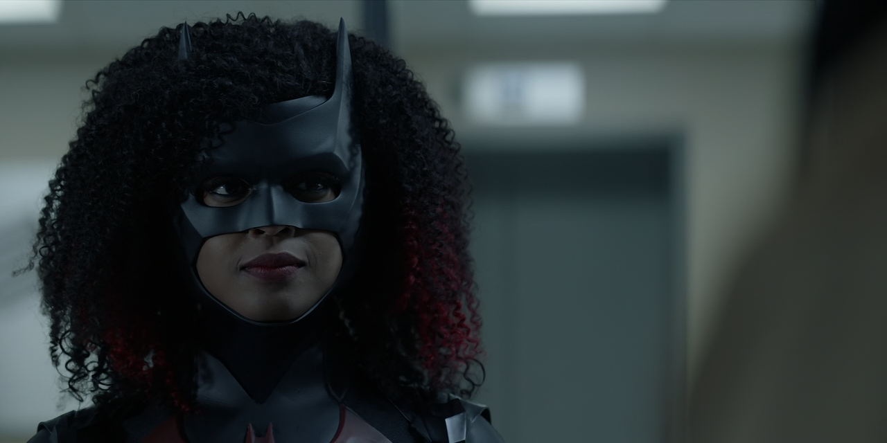 Batwoman.S02E09.Rule.#1.1080p.10bit.AMZN.WEB-DL.DDP5.1.HEVC-Vyndros.mkv_snapshot_15.24_[2021.03.31_0