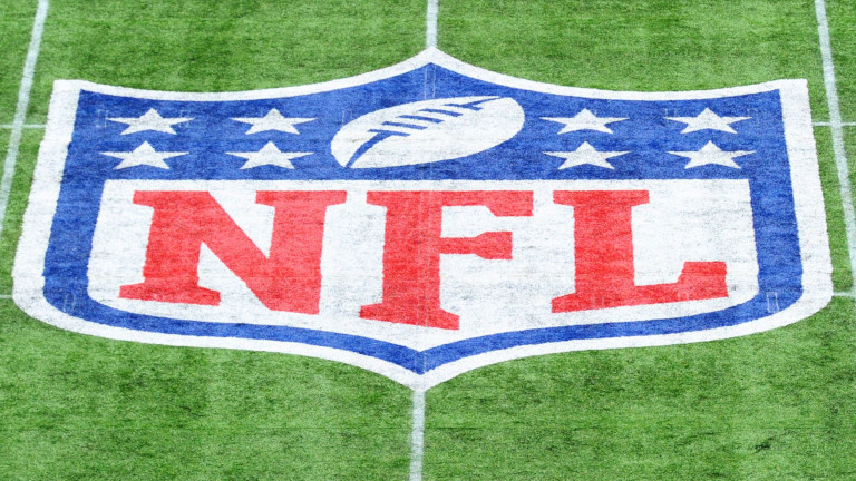 [Immagine: skysports-nfl-logo-pitch-4931126.jpg]