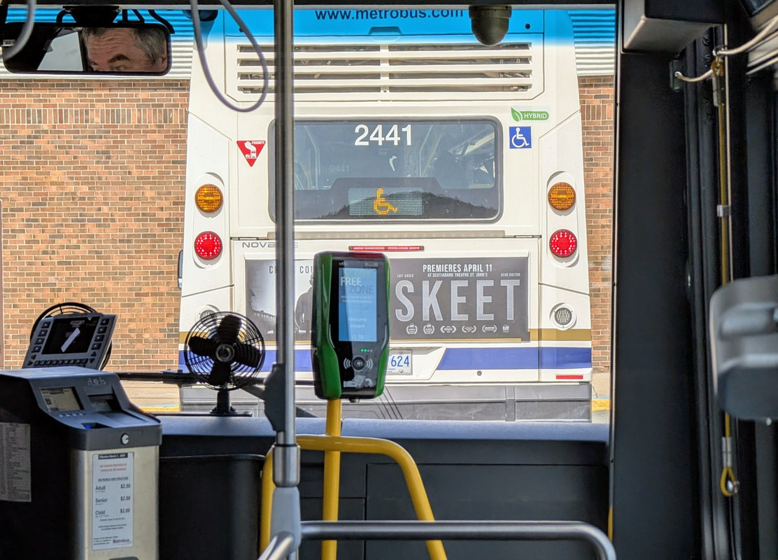 PXL_20250423_142546963.MP~2