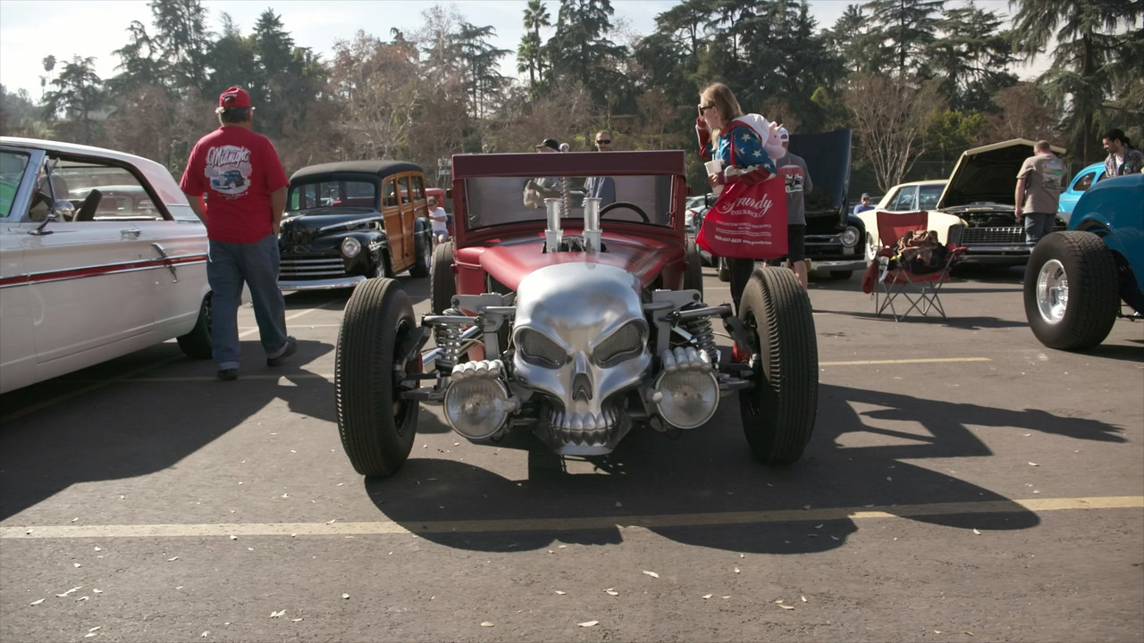 Life Size (2020) S01E01 Hot Rod to the Core - The Bone Shaker (1080p AMZN Webrip x265 10bit EAC3 2.0