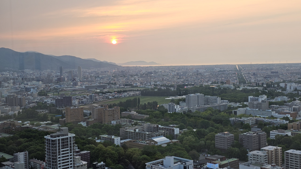 夕陽那邊是小樽方向
