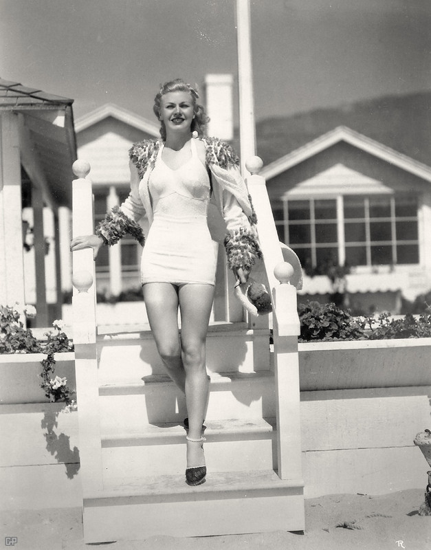 Ginger Rogers_mc22