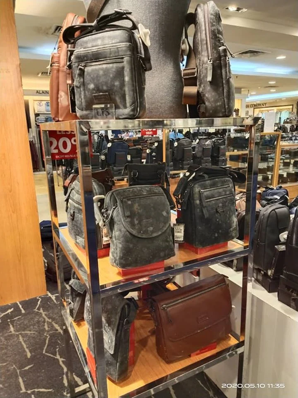Barang berjamur di mal