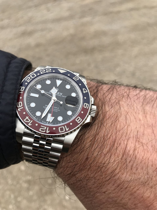 ROLEX GMT MASTER II 126710 BLRO (3)