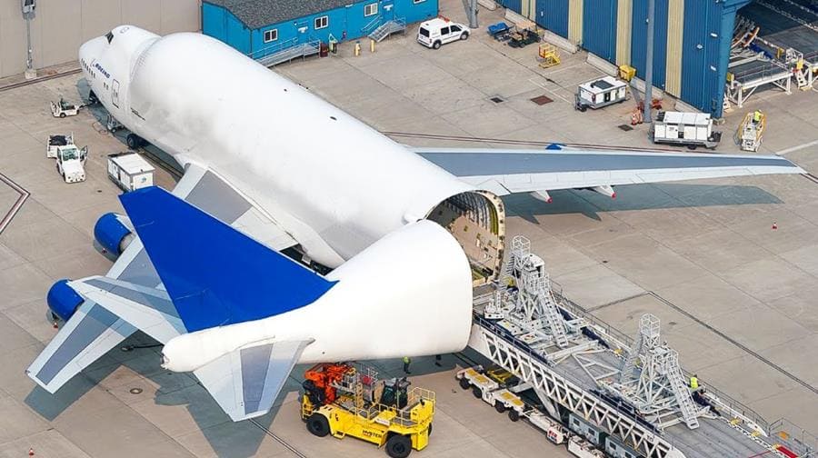 Система загрузки Boeing 747 Dreamlifter Система загрузки Boeing 747 Dreamlifter