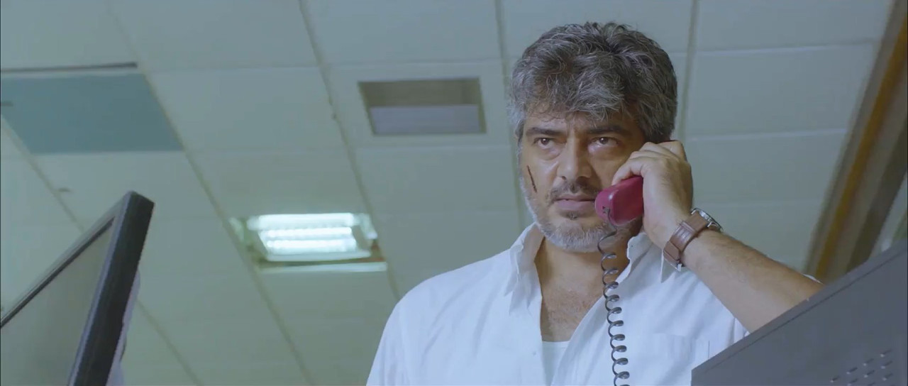 Veeram 2014 WebRip [Hindi + Tamil] 480p, 720p ESub Screenshot