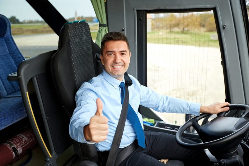 coachbusdriver.jpg
