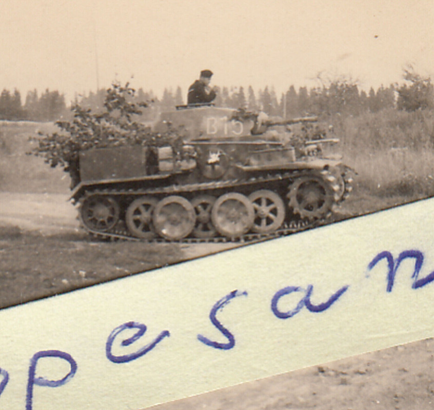 Späh-Panzer Luchs VK1303 recon tank Aufkl.Pz tarn MAN Ostfront Kennung B15 (5)