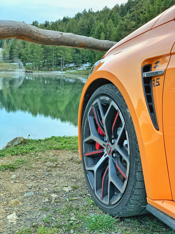 34B9379F-BBAA-48F5-817D-6A0B3F6828C7