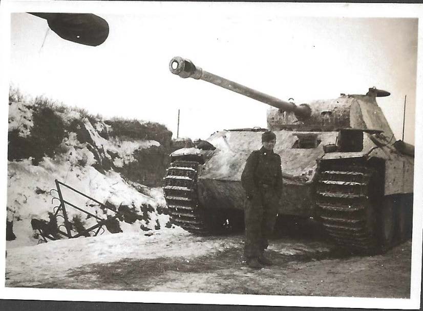 WH Panzer - Panther- auf Vormarschstraße 