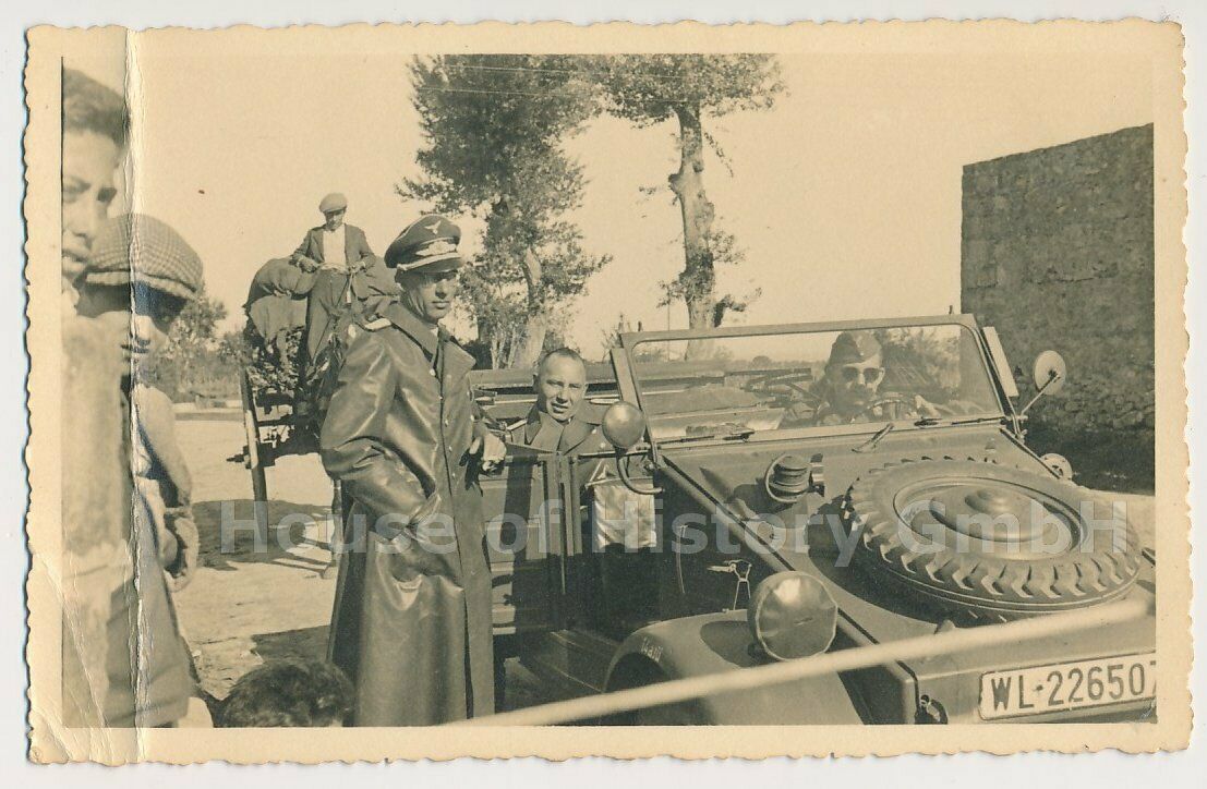 Foto VW-Kübelwagen (VW Typ 82) der Luftwaffe, VW-Kübel,