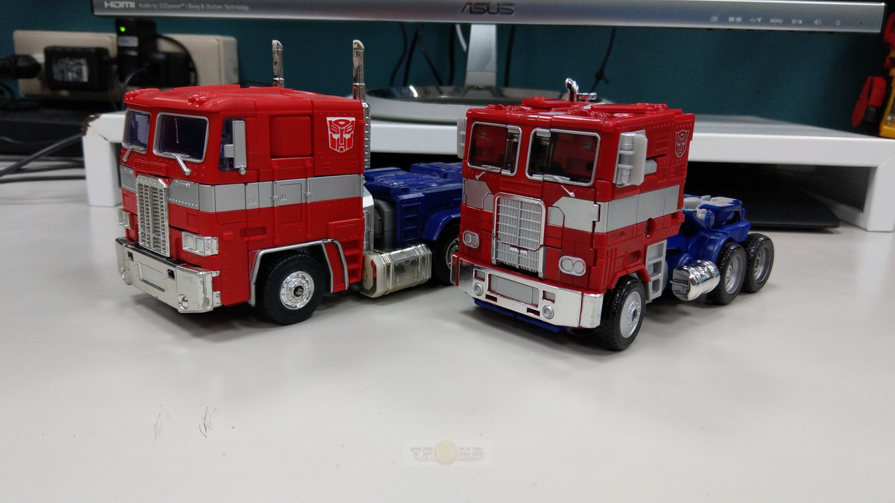 10-Legendary-Optimus-Prime