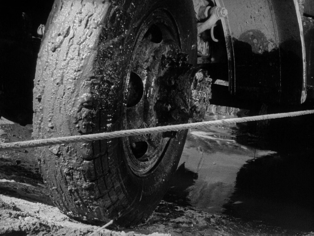 The Wages of Fear (1953) Criterion.mkv_snapshot_02.15.16_[2018.0