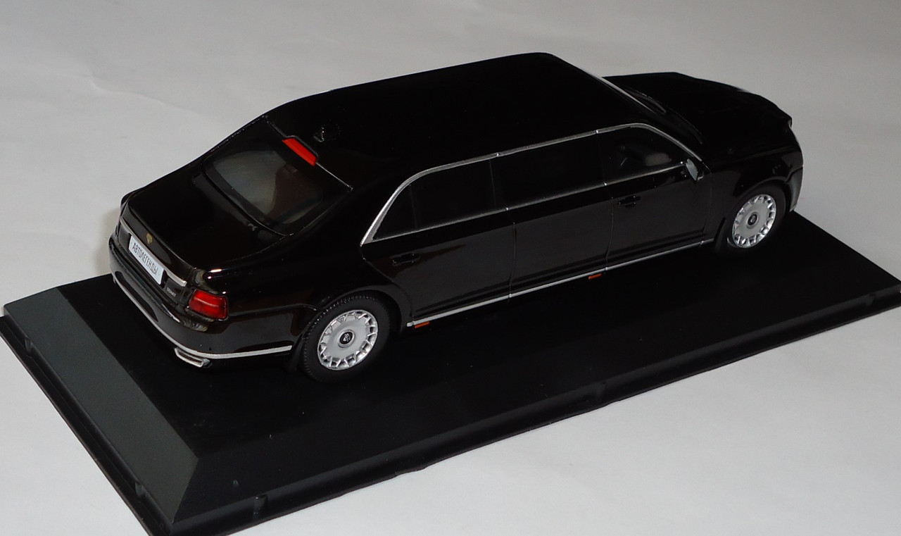 Aurus-Senat Limousine L7002