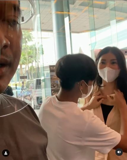 Betrand Peto tunjukkan batas pakaian yang harus dikenakan Sarwendah