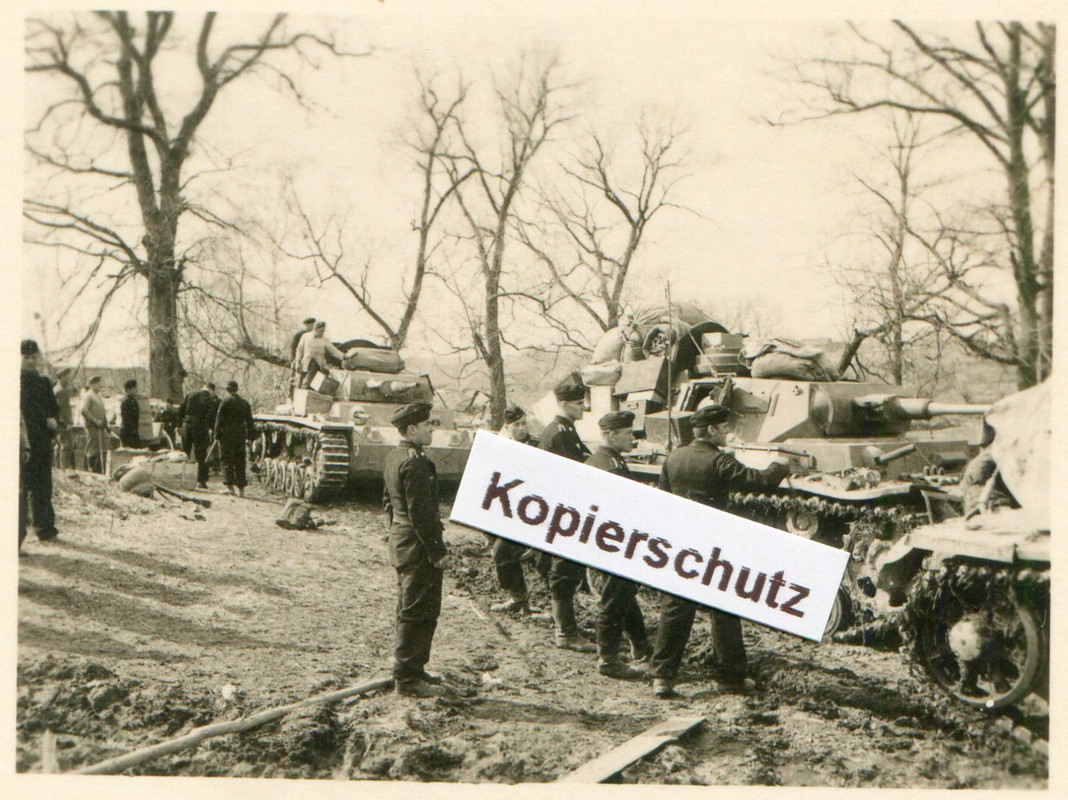 Panzer Rgt. 35 , Pz im Gelände
