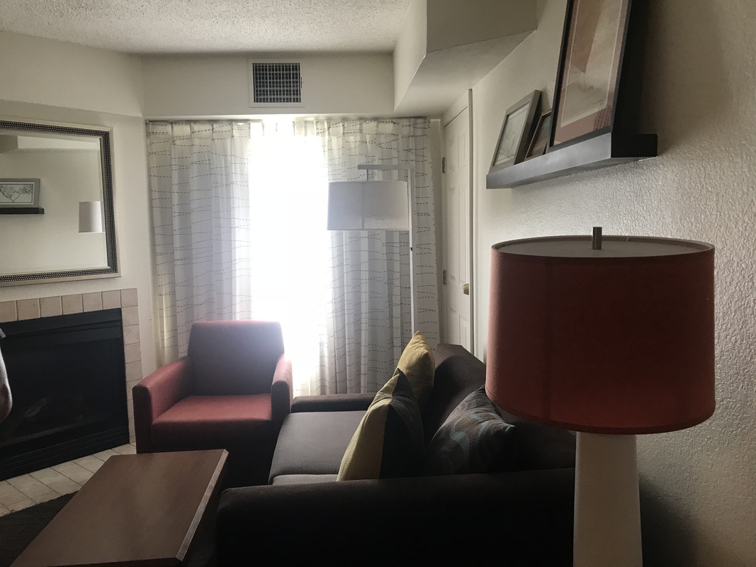 20D98303-4083-4101-98B6-47146E2B1048