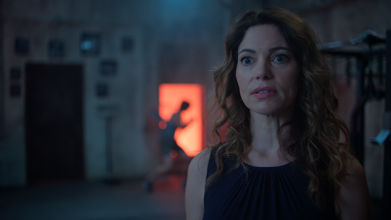 Cobra.Kai.S06E03.Sleeper.1080p.10bit.NF.WEB-DL.DDP5.1.HEVC-Vyndros.mkv_snapshot_18.21_[2025.03.12_07