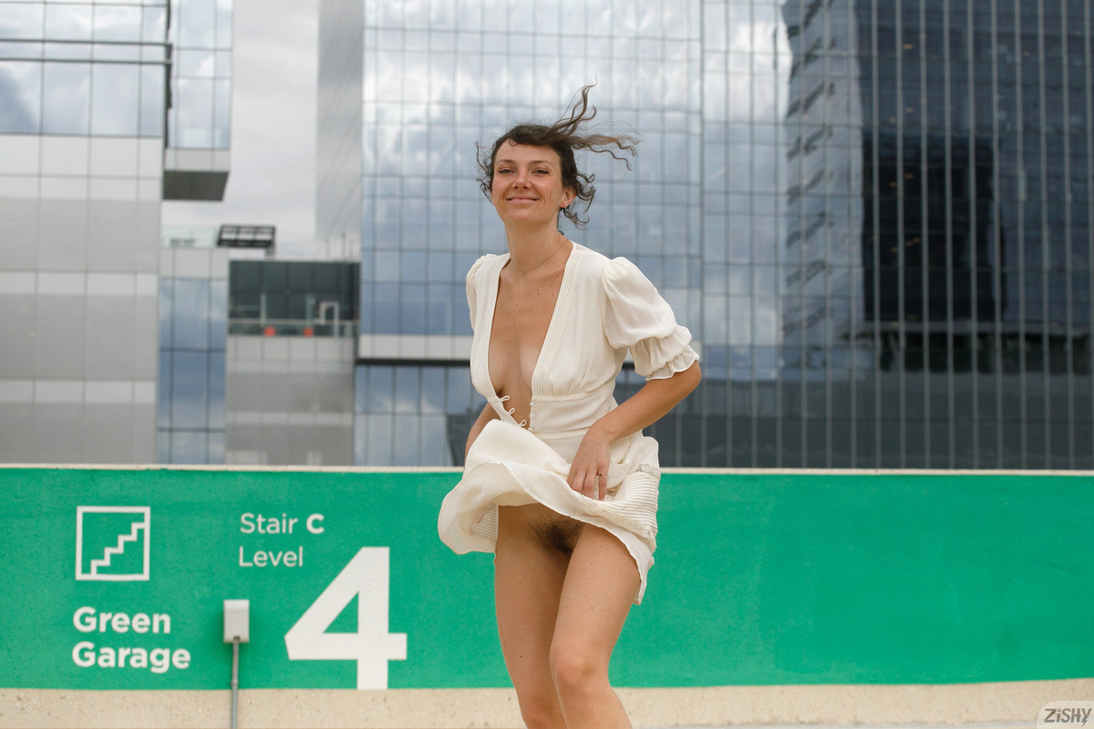 full_055_0681074621081728