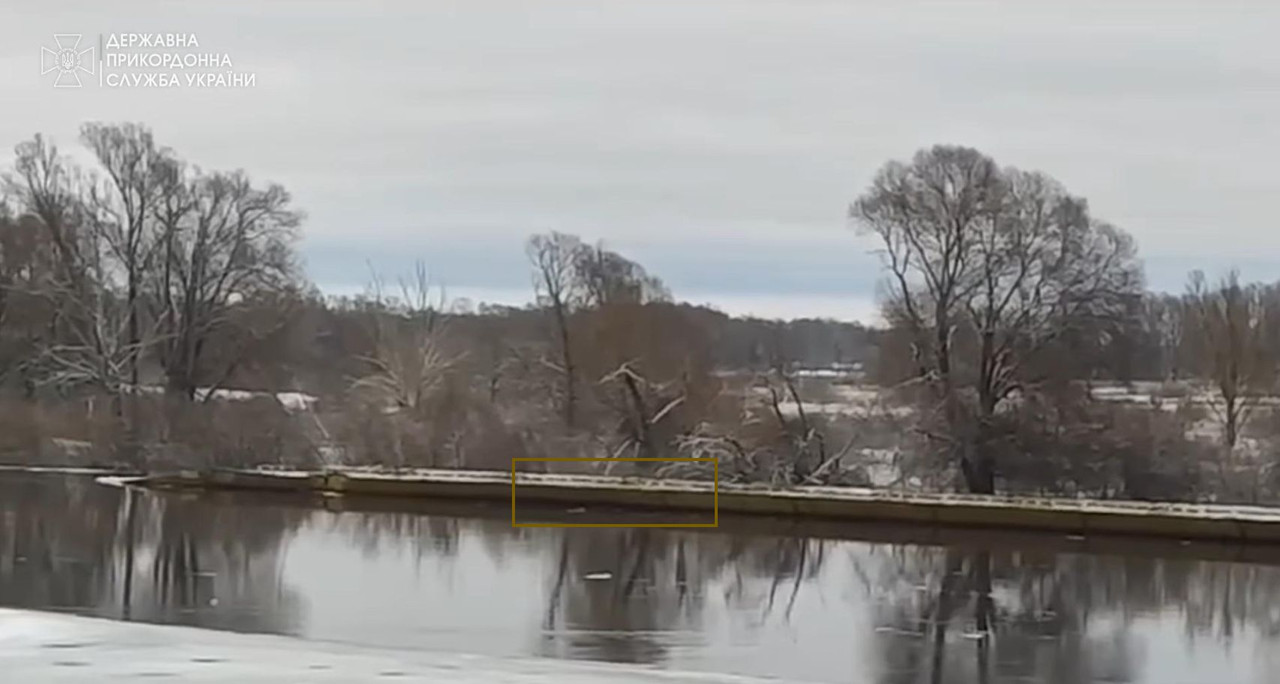 1021 River link pontoon (for unknown floating bridge system) capt 07 01 24