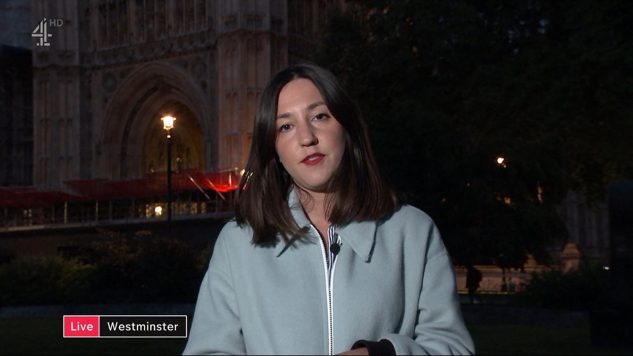 Channel 4 News_20210921_19002000.ts_snapshot_00.28.53.668