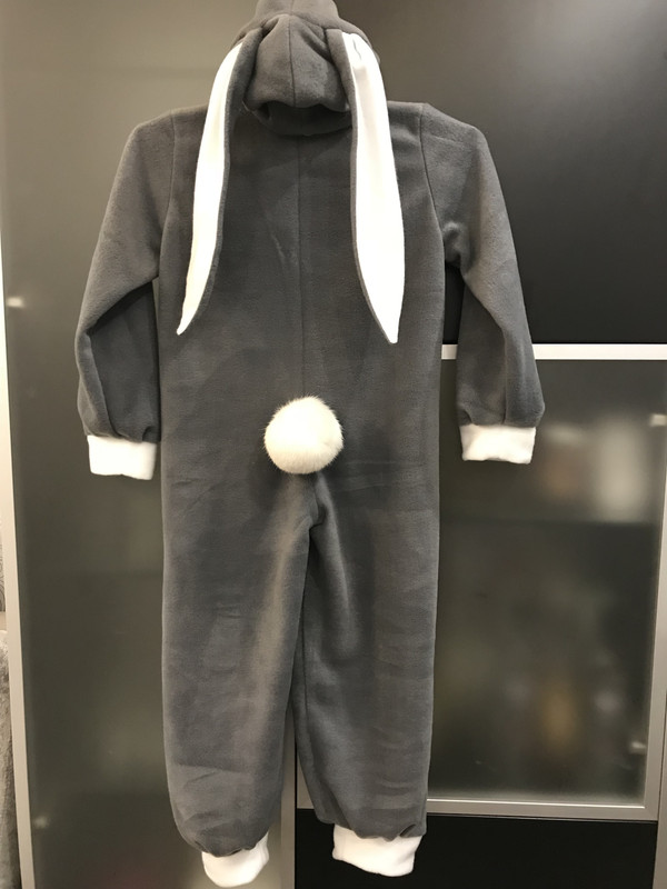 D9B91384-4D9E-42B6-A81C-C13E5452F61E