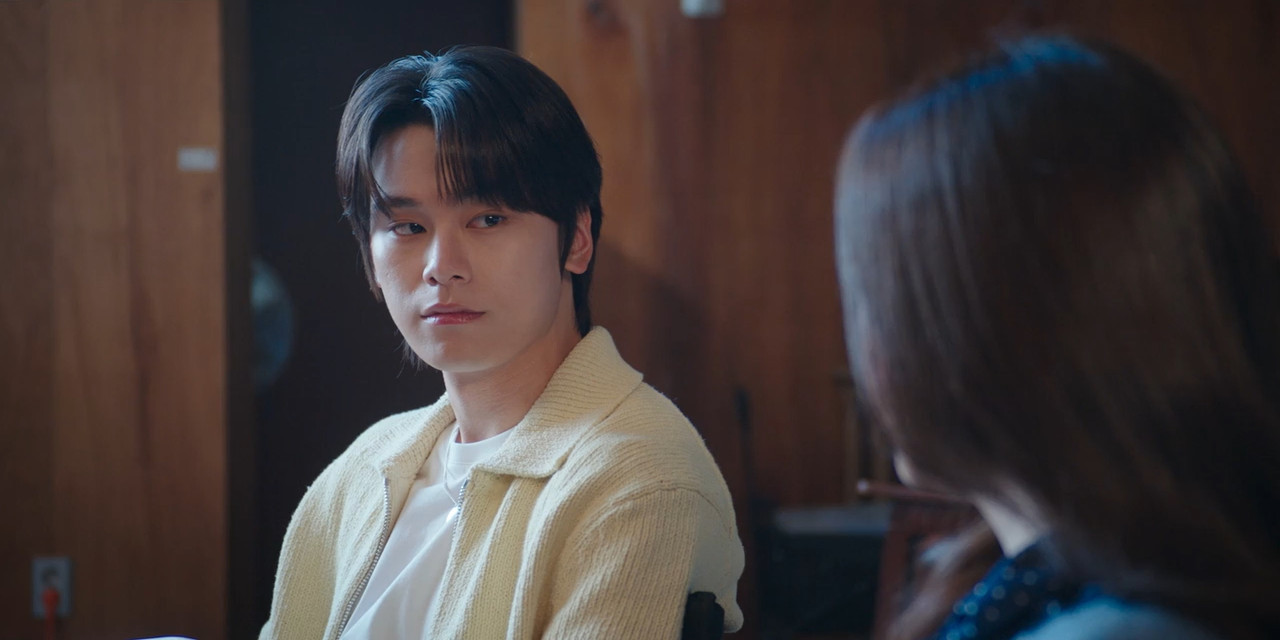 My Bias, My Boss 2026 WebRip Season 1 [Hindi + Tamil + Telugu + Korean] 480p 720p ESub Screenshot