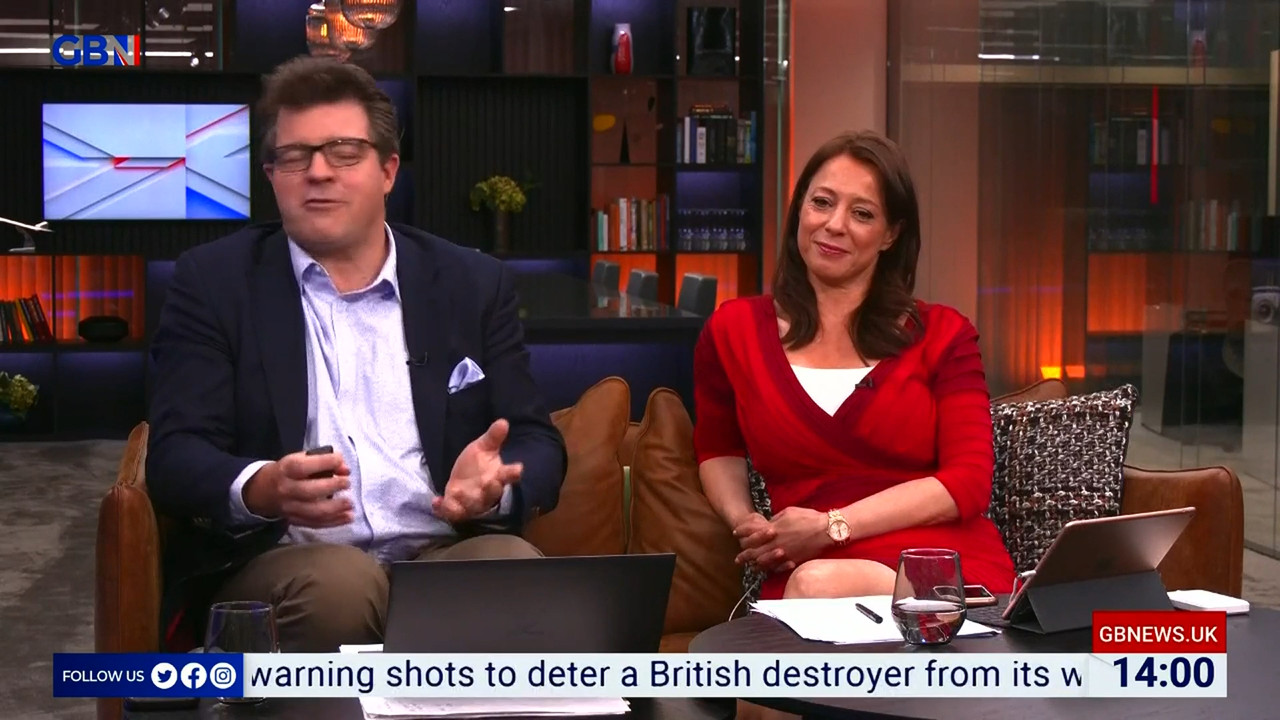 06.23 - 12.00.00 - DePiero & Halligan. What makes Britain tick. The n..._002.ts_snapshot_08.07.302