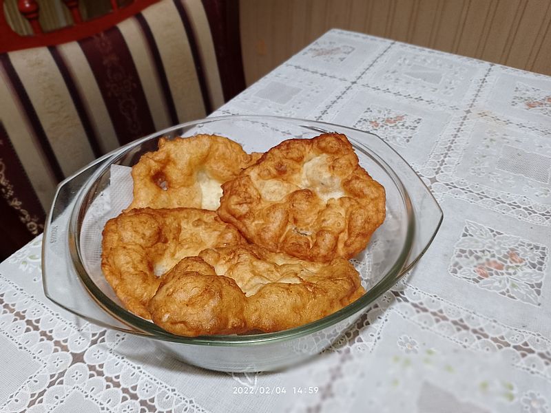 https://i.postimg.cc/bvXC86vy/langos-2022-02-04.jpg