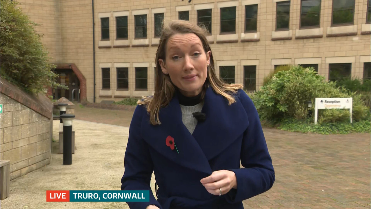 ITV Lunchtime News_20221031_13301355.ts_snapshot_13.25.807