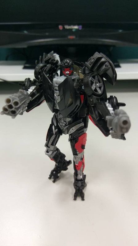 The-Last-Knight-Deluxe-Hot-Rod-34