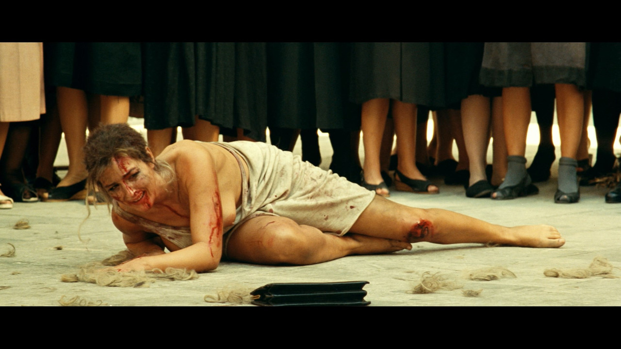04-Malena-2000-Uncut-Blu-Ray-REMUX-1080p-AVC-DTS-HD-MA5-1-MTeam-mkv-snapshot-01-27-28-410.jpg