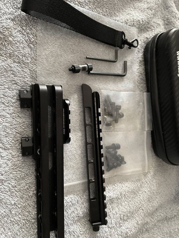 1059912E-C9D1-469D-9151-ADE685E48136