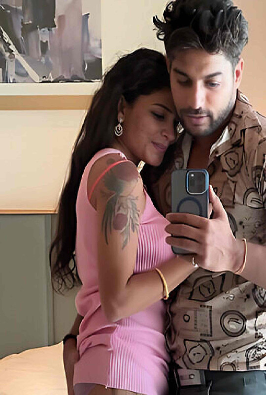 18+ Resmi Nair Hard Fuck With Nikk Onlyfans – Hindi Hot Short Film – WEB-DL X264 1080p 720p 480p – Download