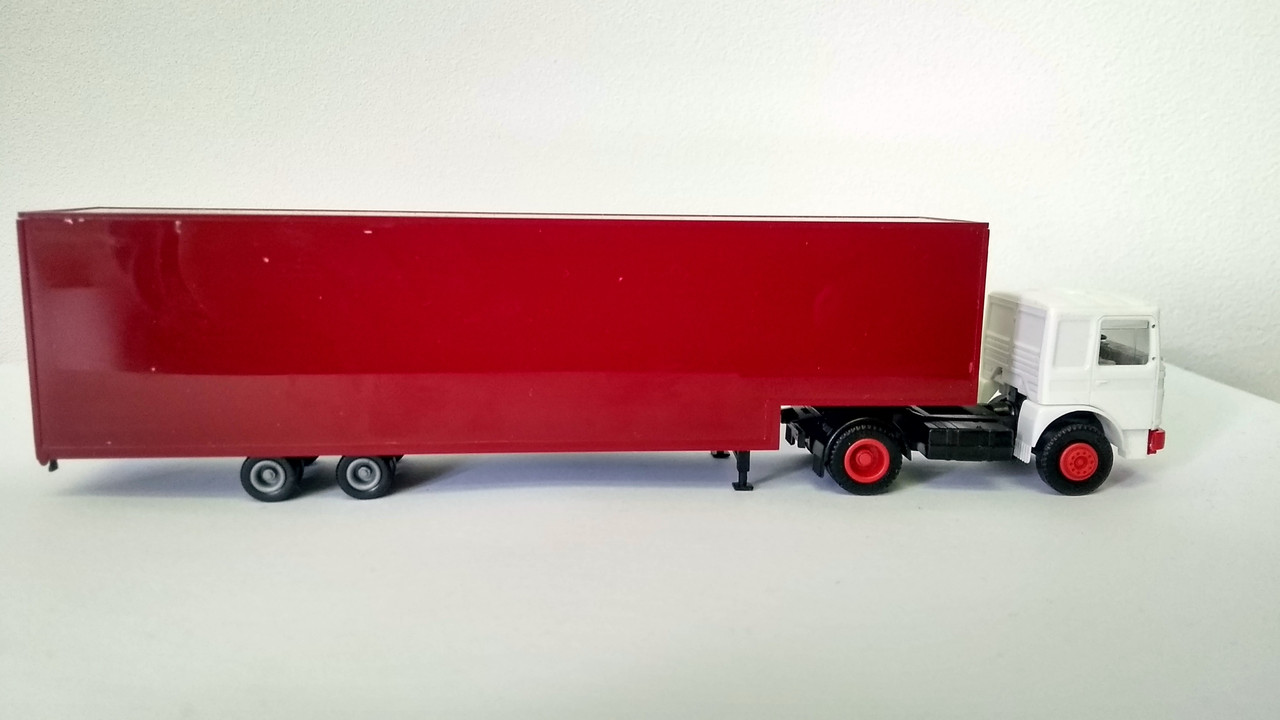 Mach (2761)
