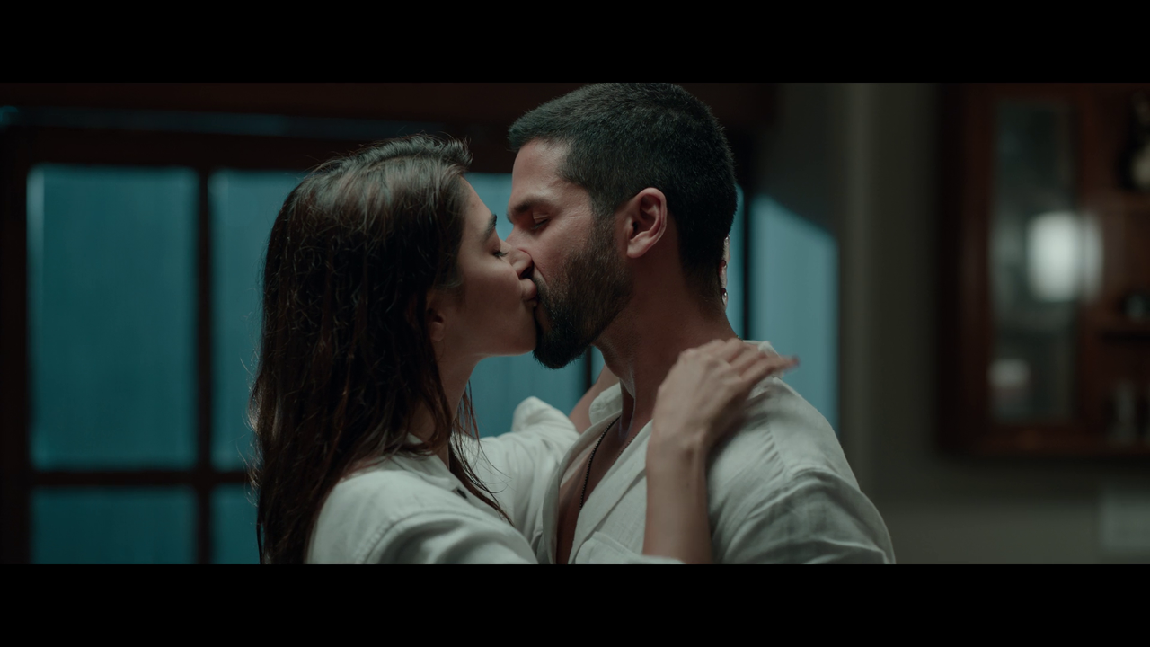 vlcsnap-2025-03-31-22h18m35s990