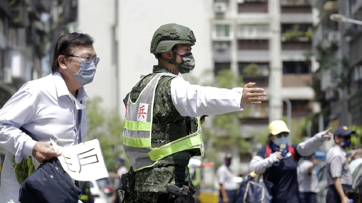 Taiwán realiza simulacros de ataque aéreo antes de la posible visita de Pelosi