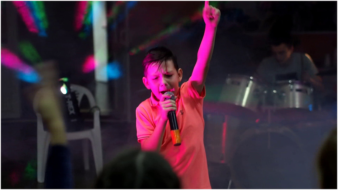 vlcsnap-2018-10-20-00h10m38s873  в