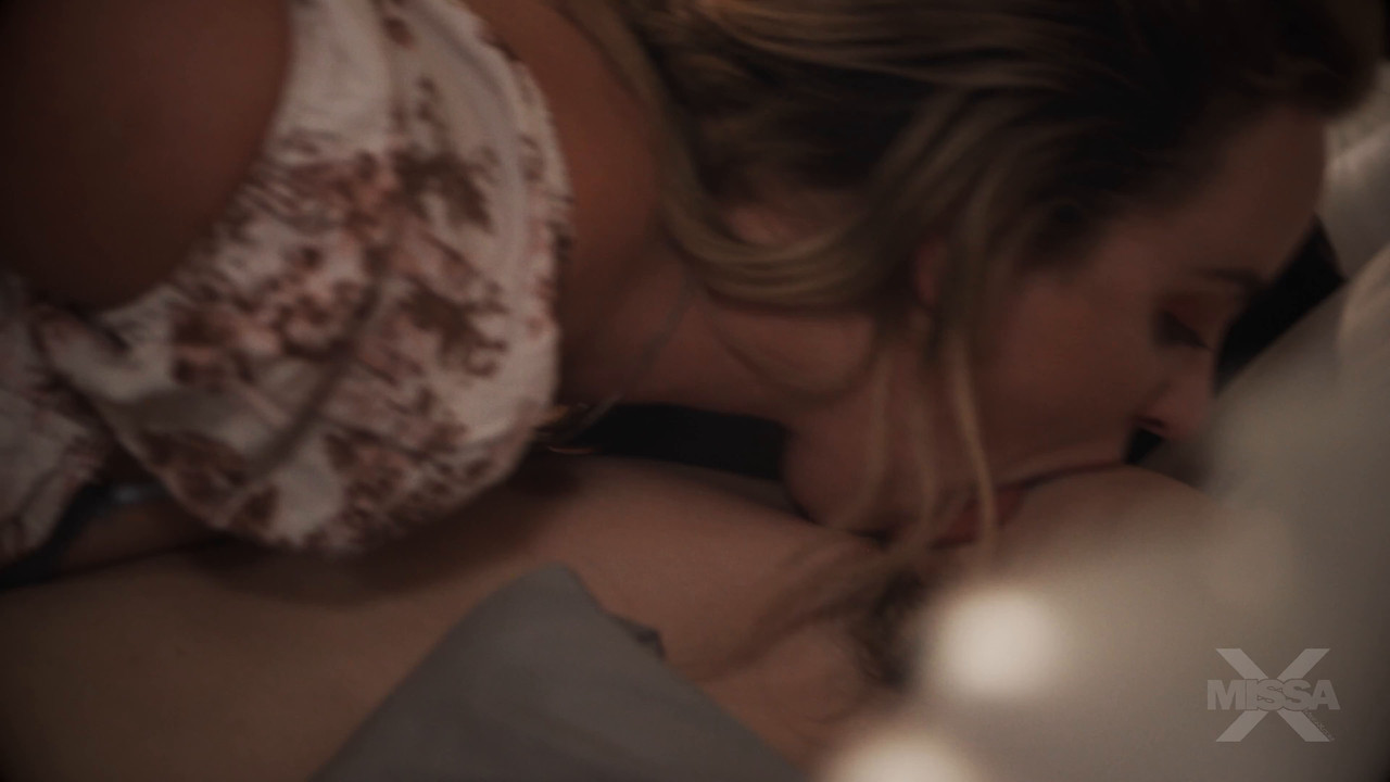 Charlie Forde - Watching porn with charlie - MISSAX 4K.mp4.0016