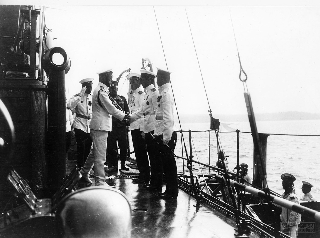 minonosets emir bukharskiy 02