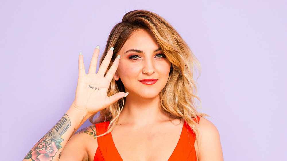 Julia Michaels