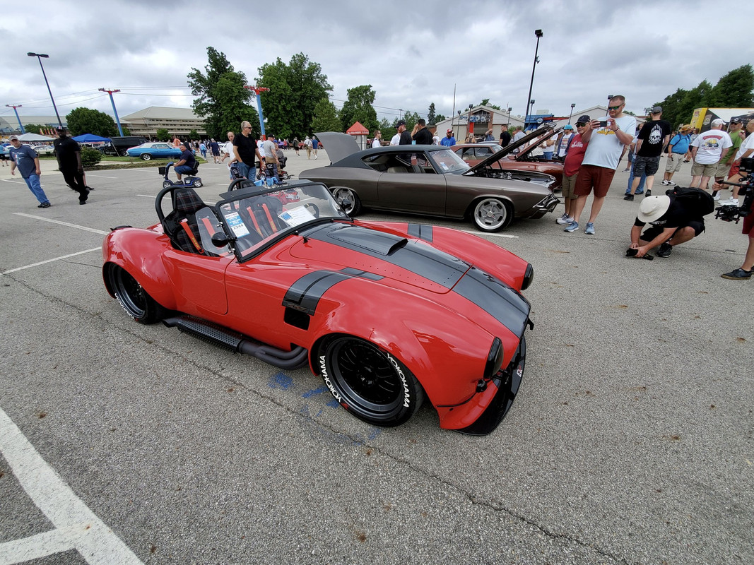 35D21625-31F6-4933-85B6-0CBC06932296