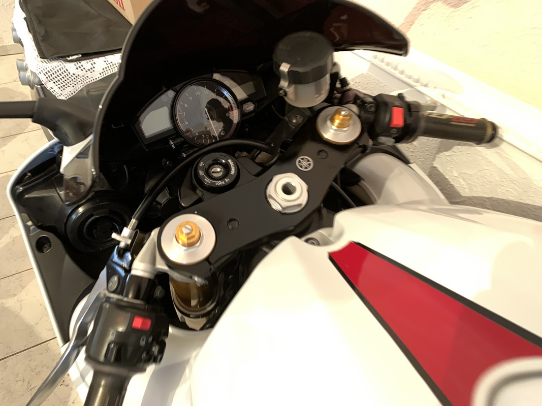 802ECDA2-8ACE-4E17-BBD2-2513752162C3