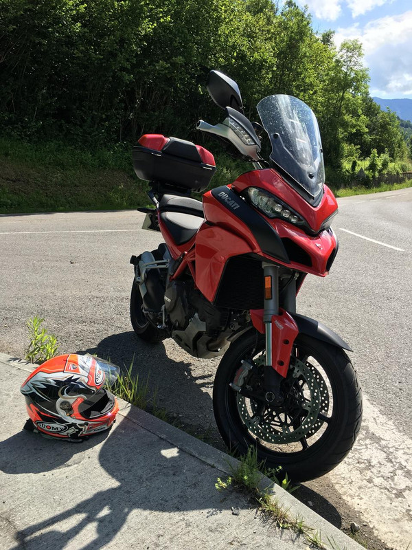 3E57A5FA-8CA3-48F2-8C42-40B488A248BD