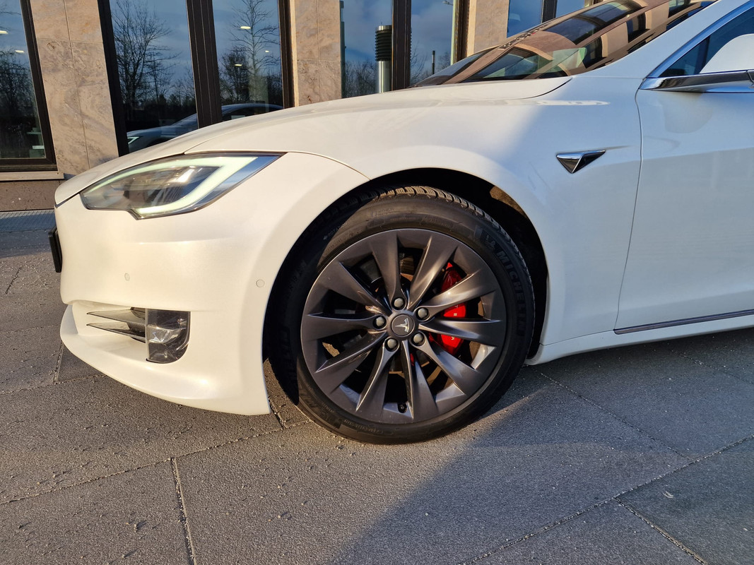 c395339f-8d2e-4232-bfb6-a9cda3b21b04