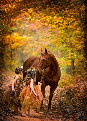 Fall-Fairy-girls-and-horse