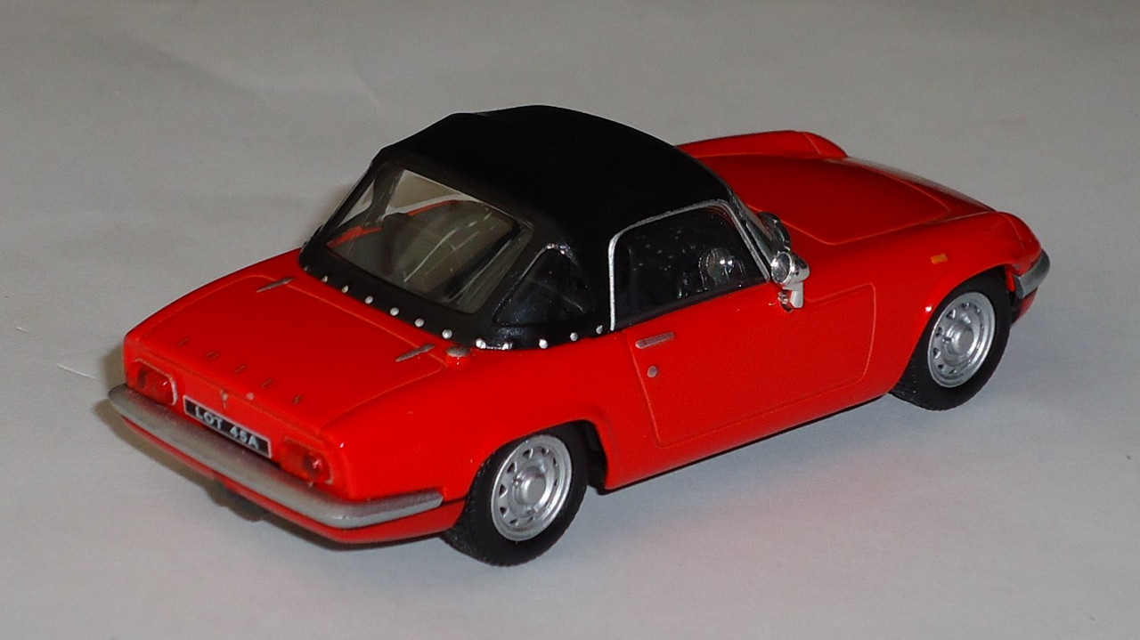 Lotus-Elan1