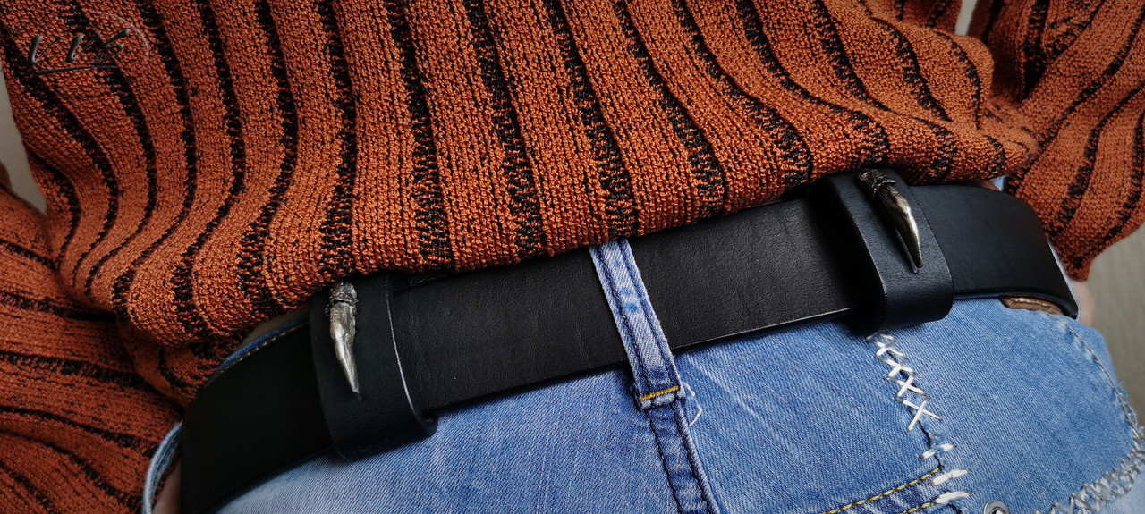 пряжка пантера4,5