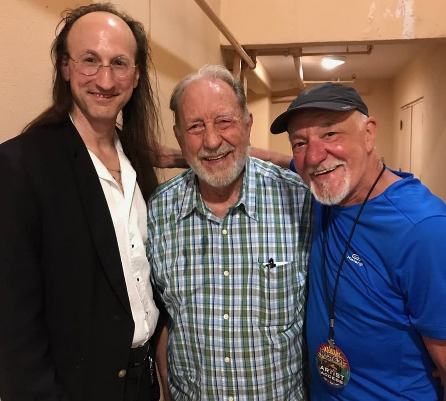 59793454_845863729098185_2300328350650340925_n (900x808)