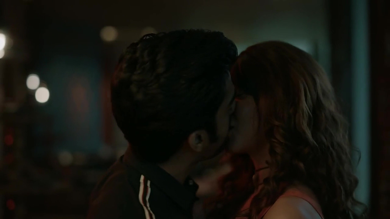 vlcsnap 2025 11 03 23h14m12s227